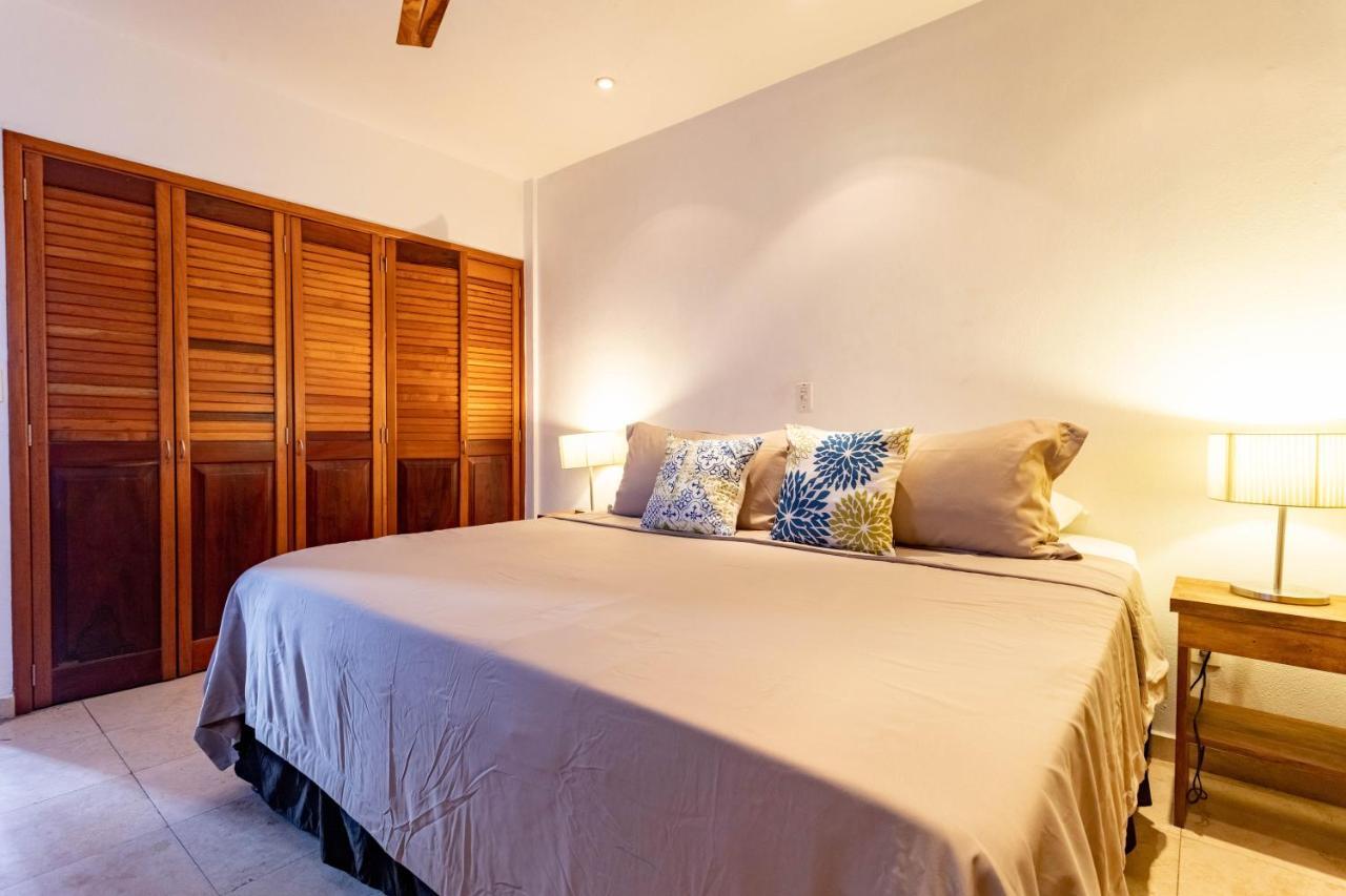 Olas Altas Suites Departamentos Puerto Vallarta Exterior photo