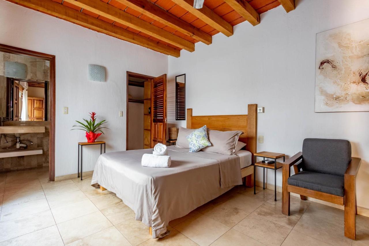 Olas Altas Suites Departamentos Puerto Vallarta Exterior photo