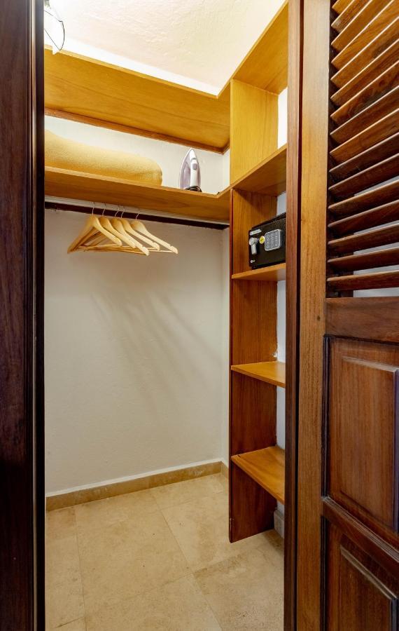 Olas Altas Suites Departamentos Puerto Vallarta Exterior photo