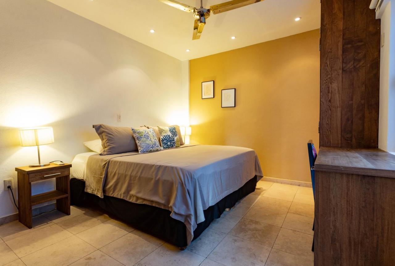 Olas Altas Suites Departamentos Puerto Vallarta Exterior photo