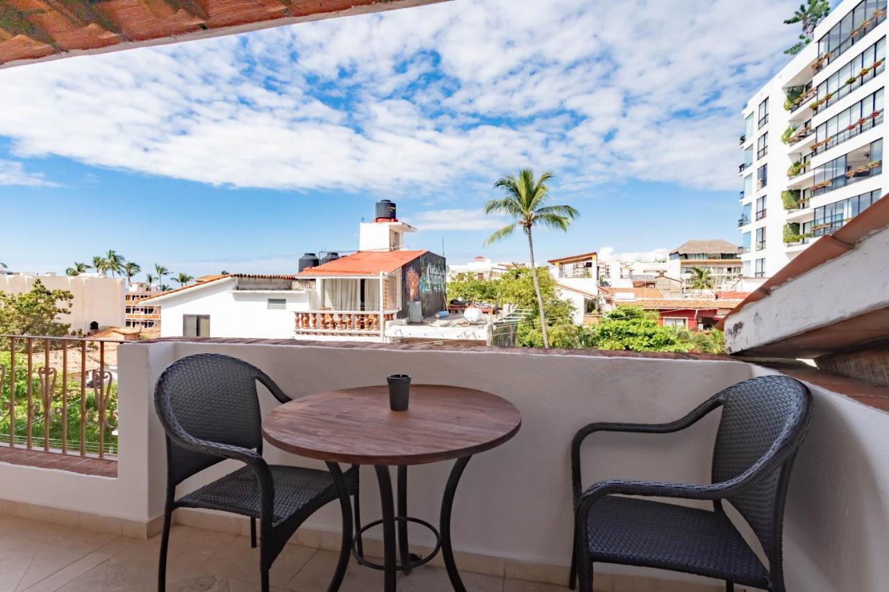 Olas Altas Suites Departamentos Puerto Vallarta Exterior photo